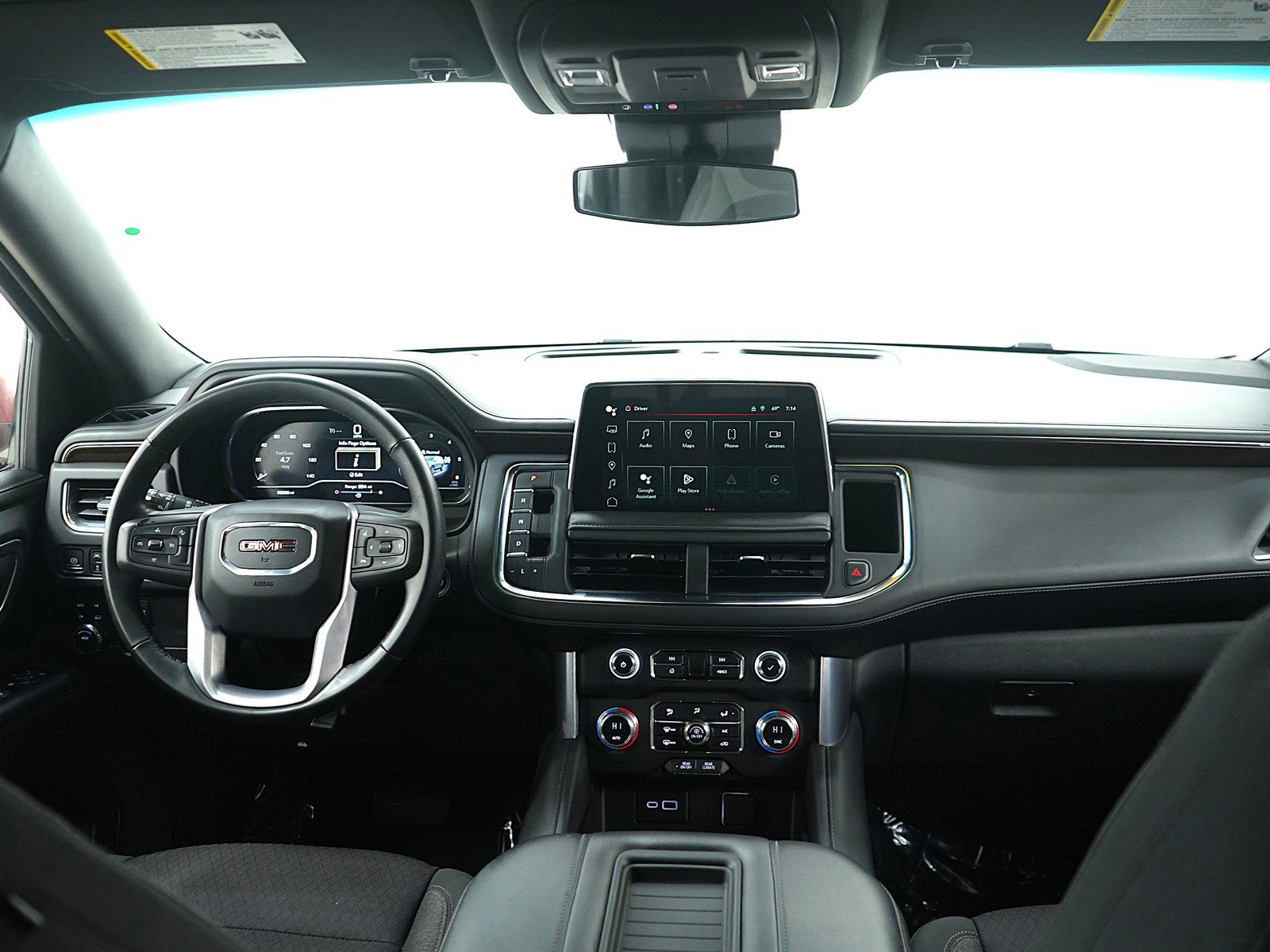 Used 2023 GMC Yukon SLE image 14