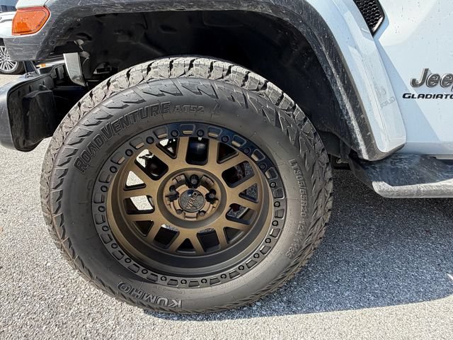 Used 2020 Jeep Gladiator Overland AWD/4WD image 7