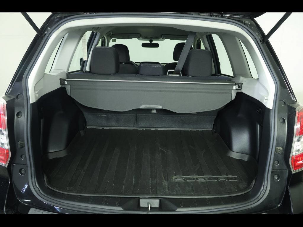 Used 2016 Subaru Forester 2.5i w/ Alloy Wheel Package AWD/4WD image 7