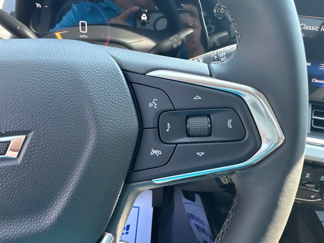 New 2026 Chevrolet Trax LT w/ Sunroof Package FWD image 14