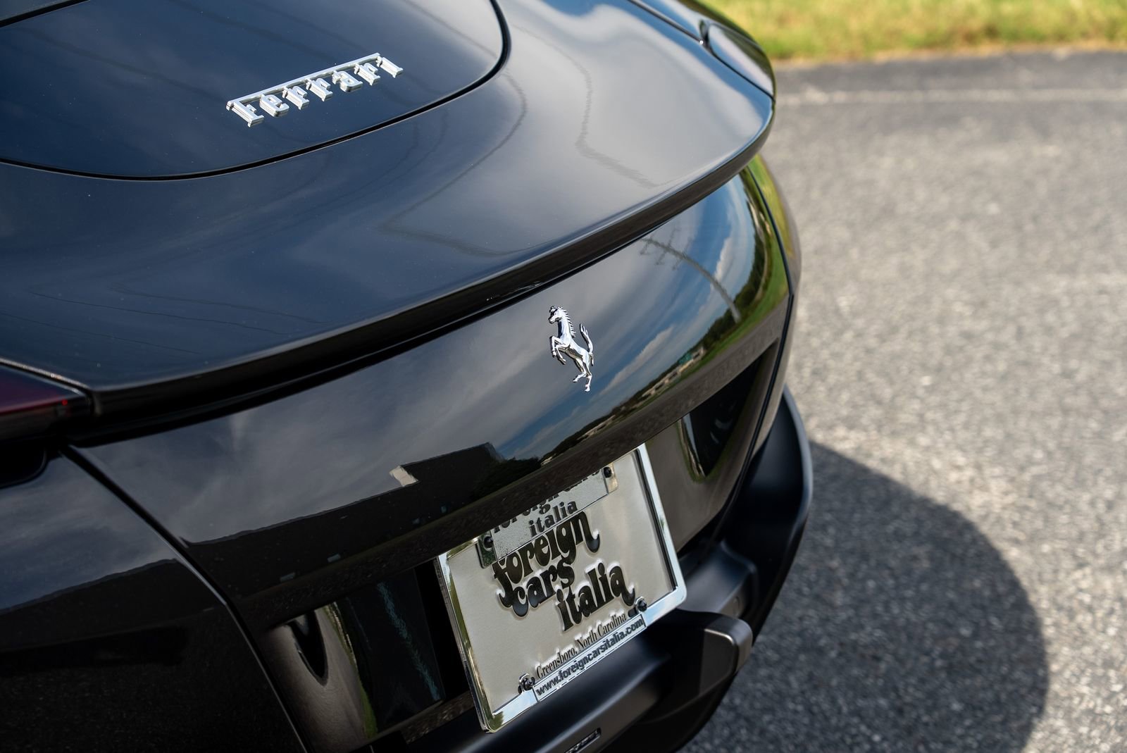 Certified 2022 Ferrari Roma image 12