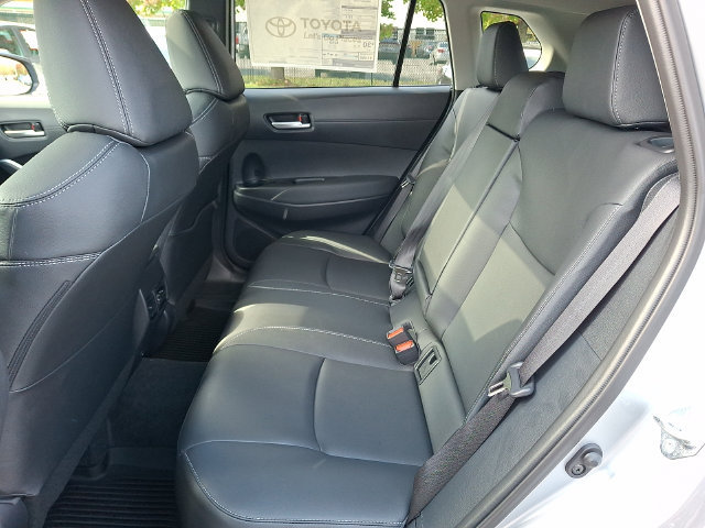 New 2026 Toyota Corolla Cross XLE w/ Convenience Package AWD/4WD image 6