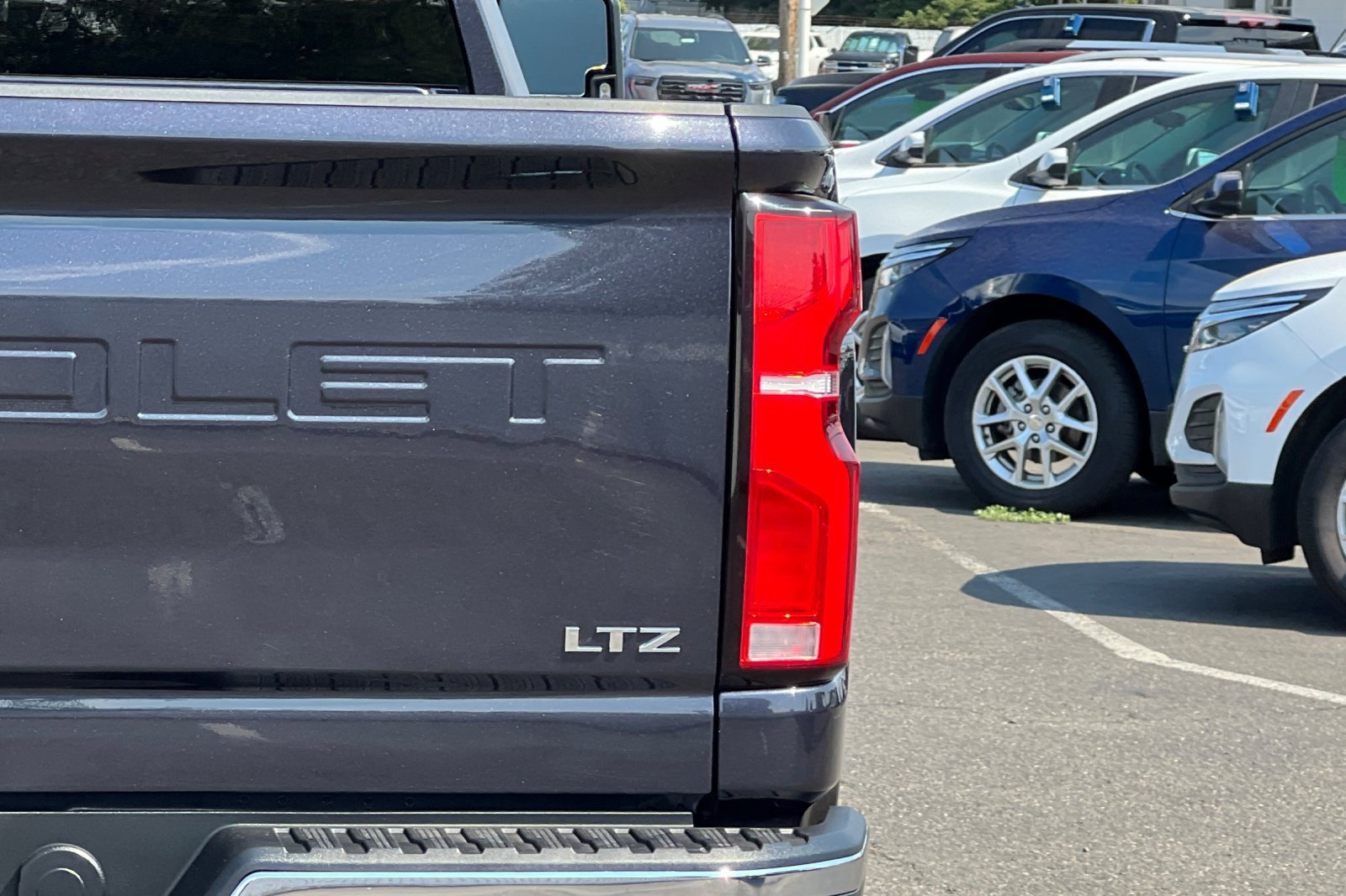 Used 2024 Chevrolet Silverado 2500 LTZ image 23