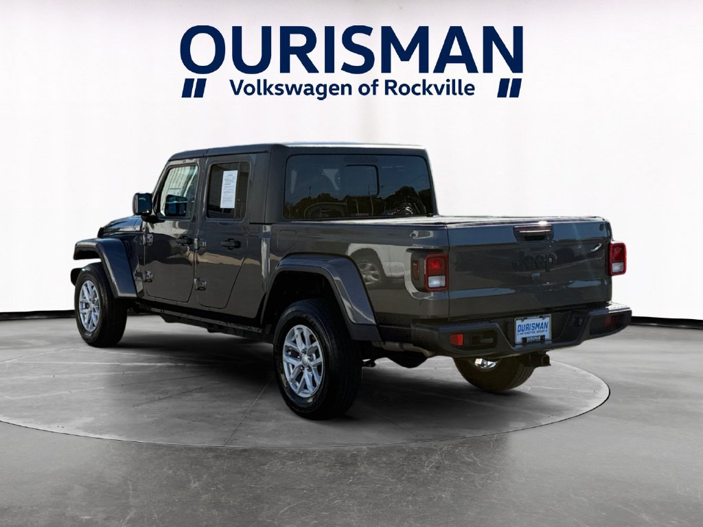 Used 2023 Jeep Gladiator Sport AWD/4WD image 4