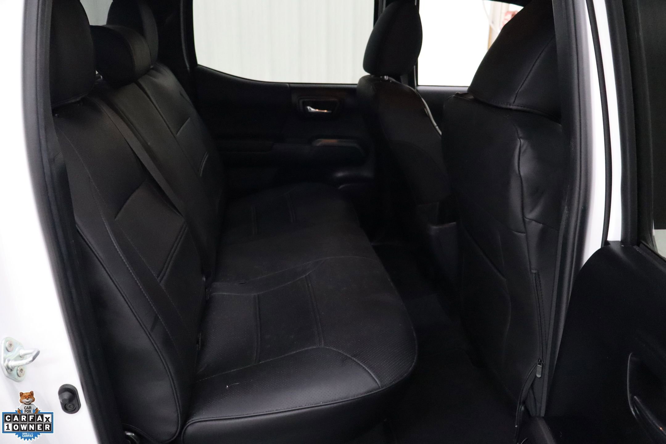 Used 2023 Toyota Tacoma TRD Off-Road w/ Technology Package image 28