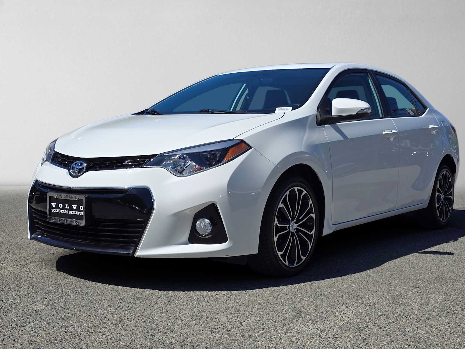 Used 2015 Toyota Corolla S Premium FWD image 7