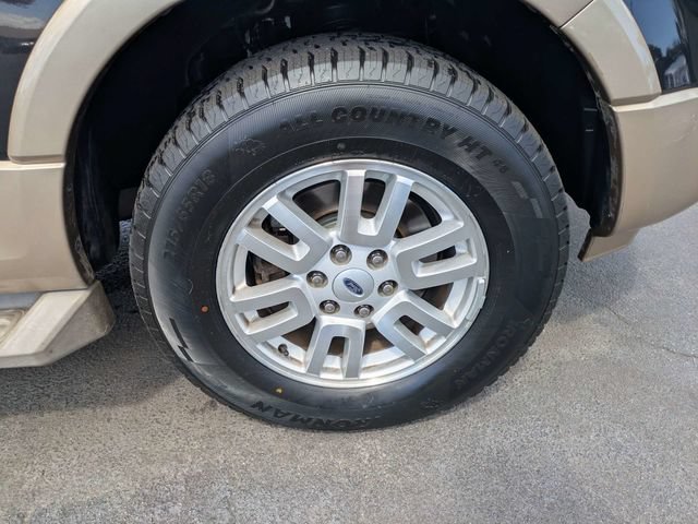 Used 2014 Ford Expedition EL XLT w/ Equipment Group 202A AWD/4WD image 12