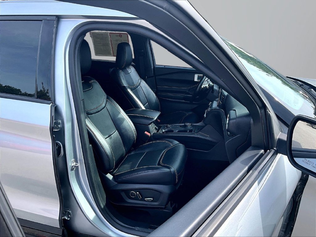 Used 2020 Ford Explorer ST w/ ST Street Pack AWD/4WD image 8