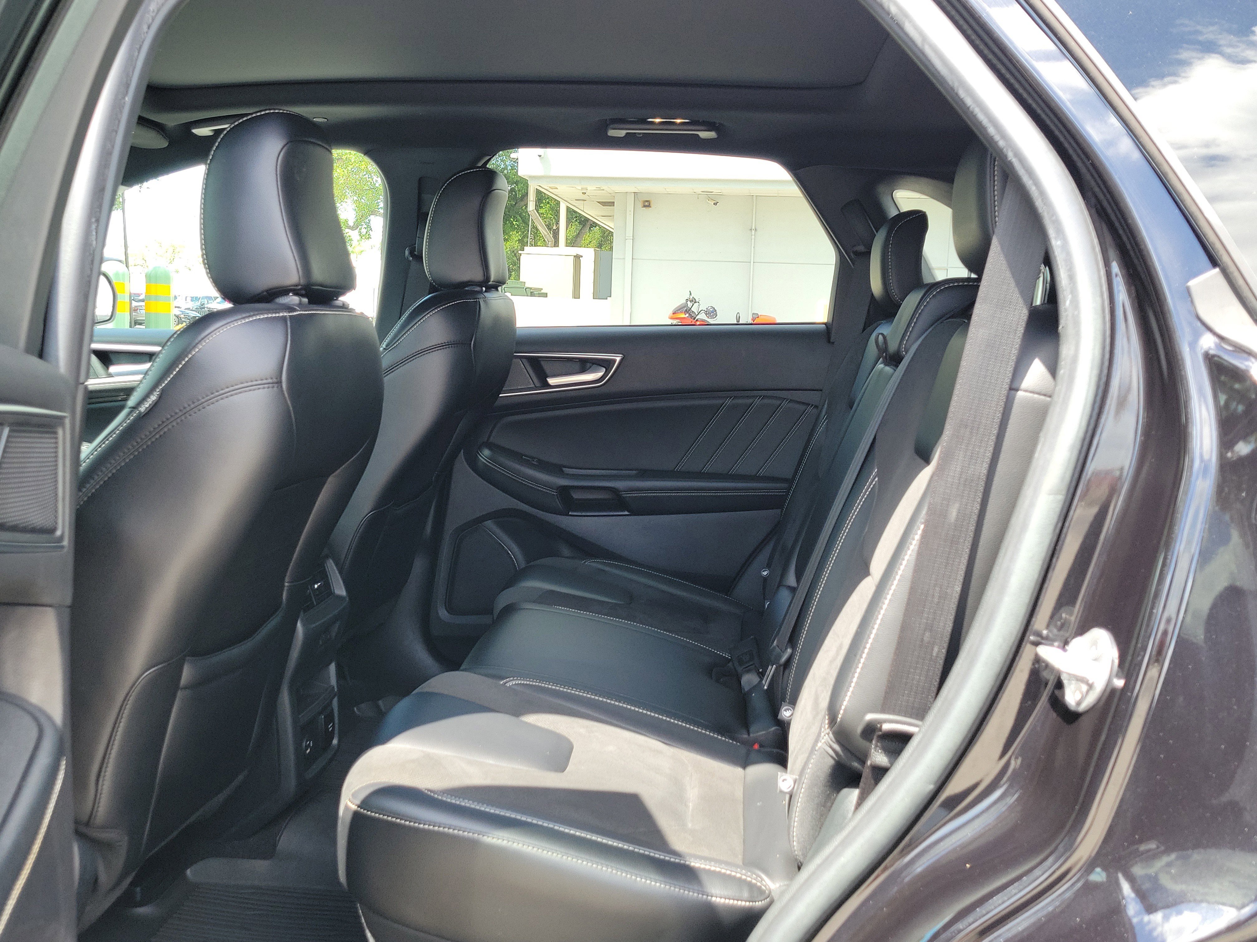 Certified 2022 Ford Edge ST w/ Equipment Group 401A AWD/4WD image 13