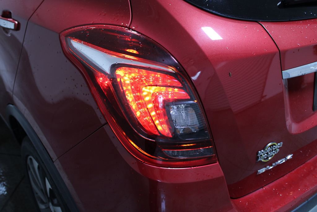 Used 2017 Buick Encore Preferred image 47