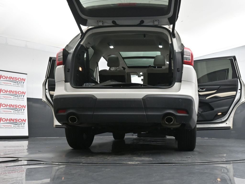 Used 2022 Subaru Ascent Limited w/ Technology Package image 49