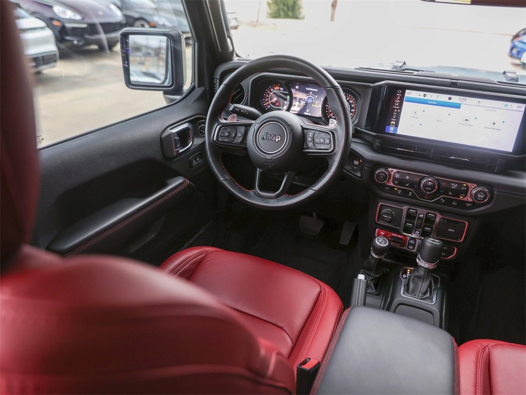 Used 2024 Jeep Wrangler Unlimited Rubicon 392 image 33