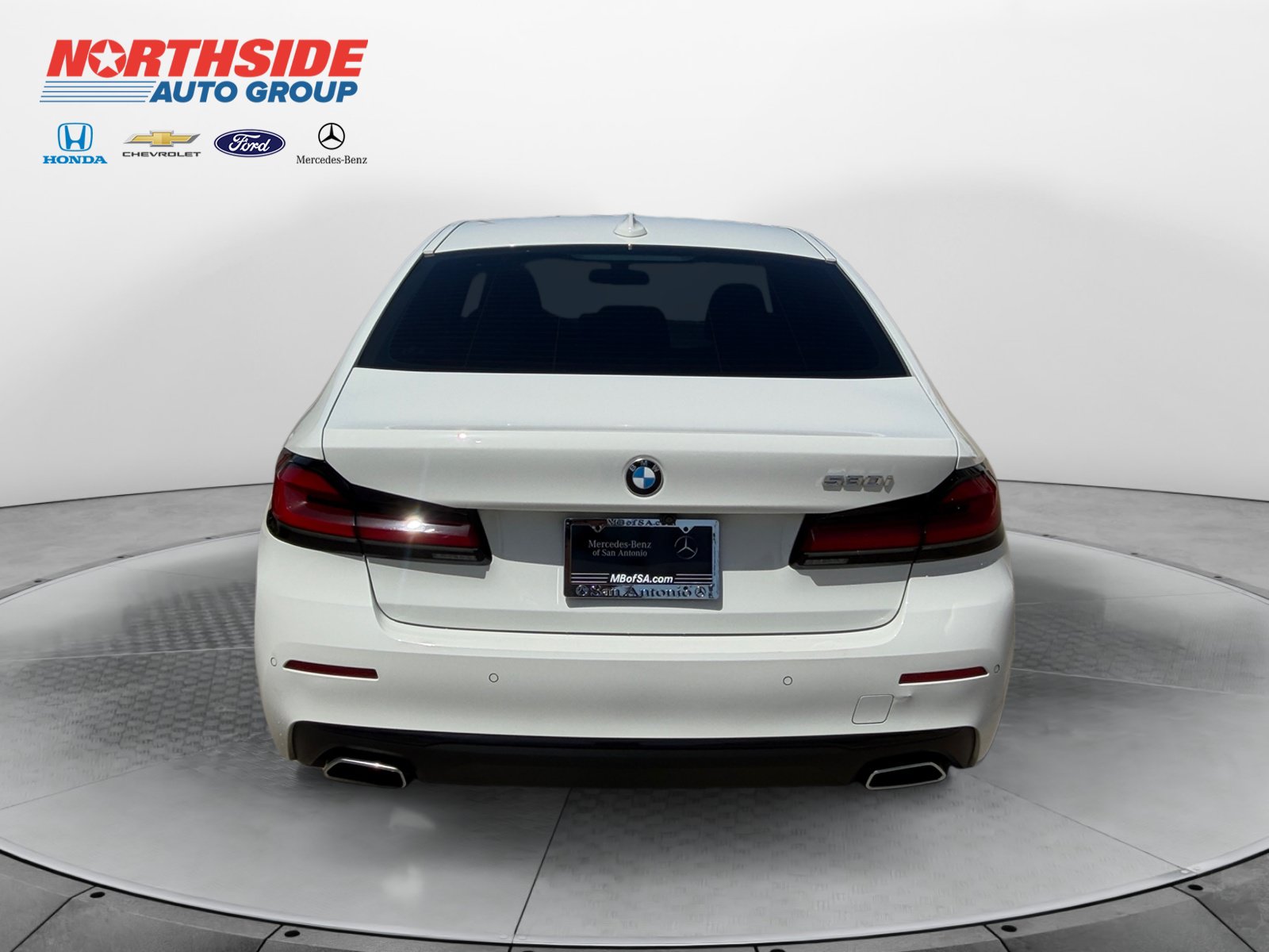 Used 2023 BMW 530i w/ Premium Package RWD image 6
