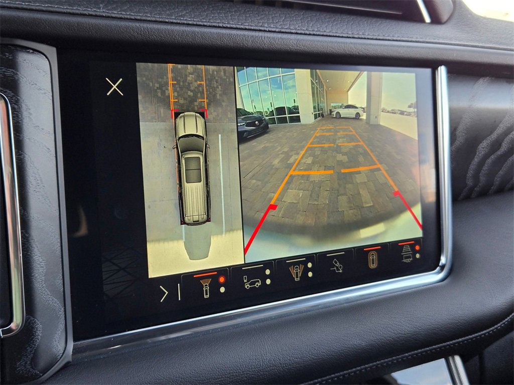 Used 2024 GMC Yukon XL Denali w/ Advanced Technology Package image 36