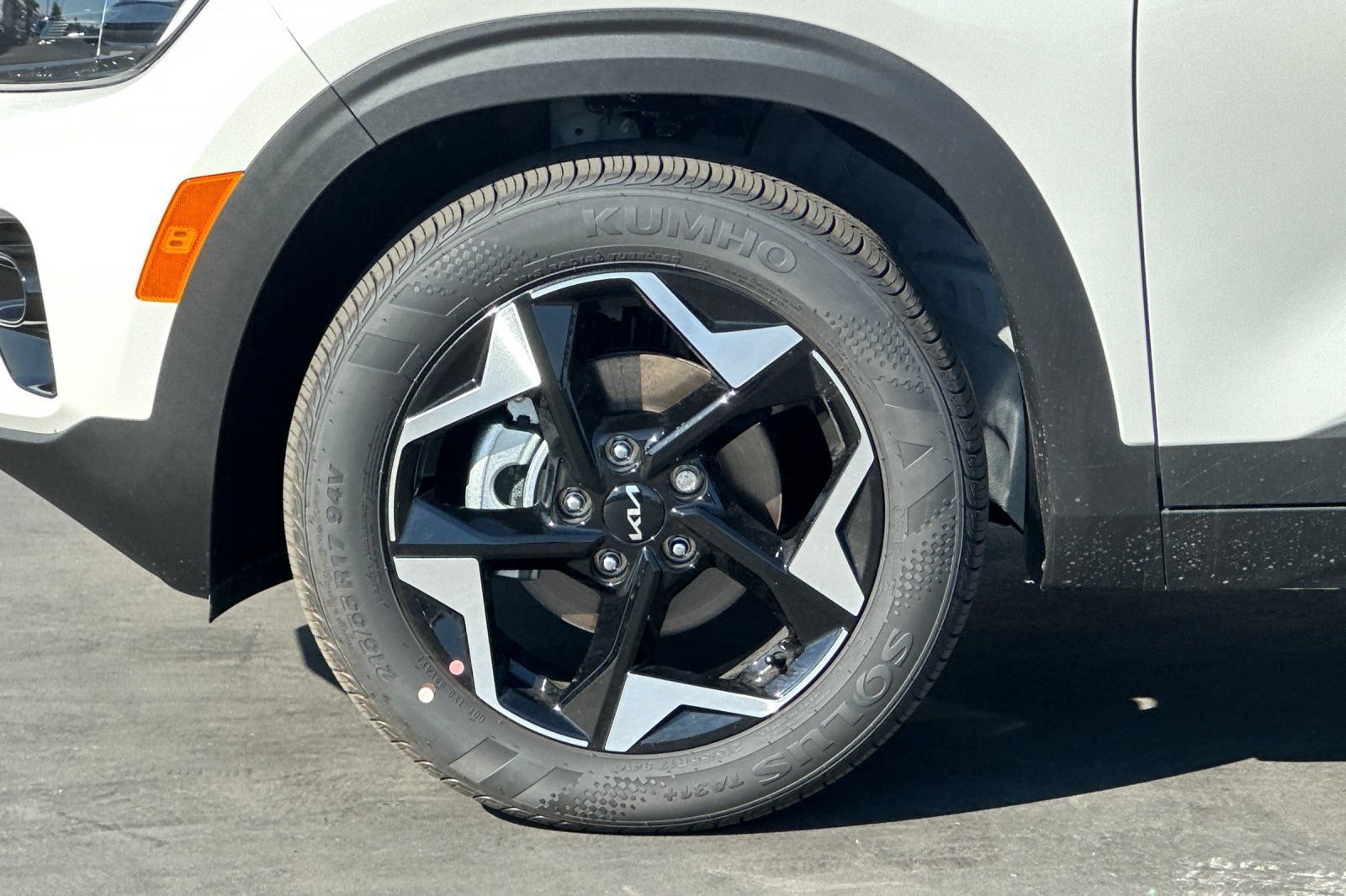 New 2026 Kia Seltos S FWD image 27