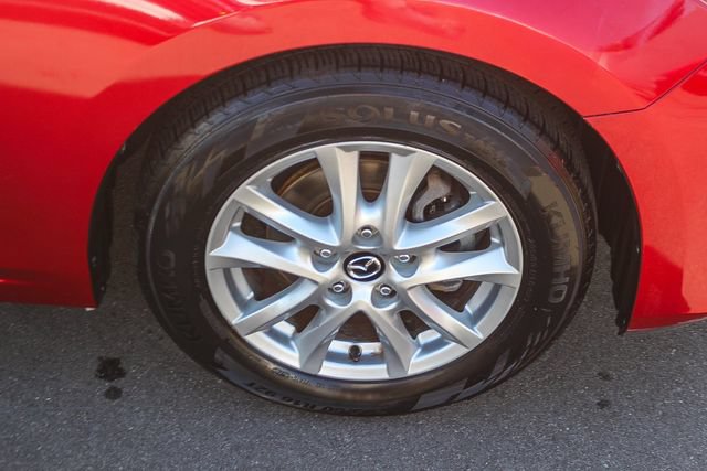 Used 2014 MAZDA MAZDA3 i Touring w/ Technology Package FWD image 12