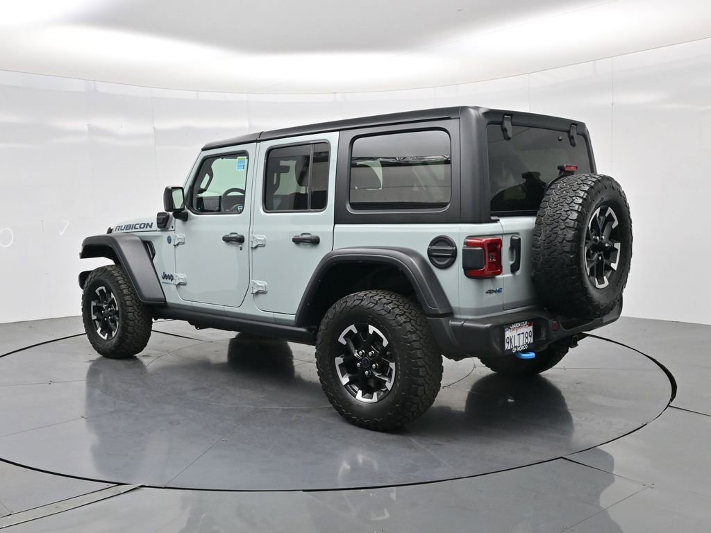 Used 2024 Jeep Wrangler Unlimited Rubicon 4xe w/ Technology Group image 9