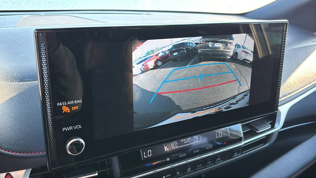 Used 2025 Toyota Sienna XSE FWD image 20