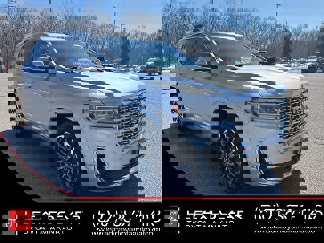 Used 2020 GMC Acadia Denali w/ Trailering Package image 3