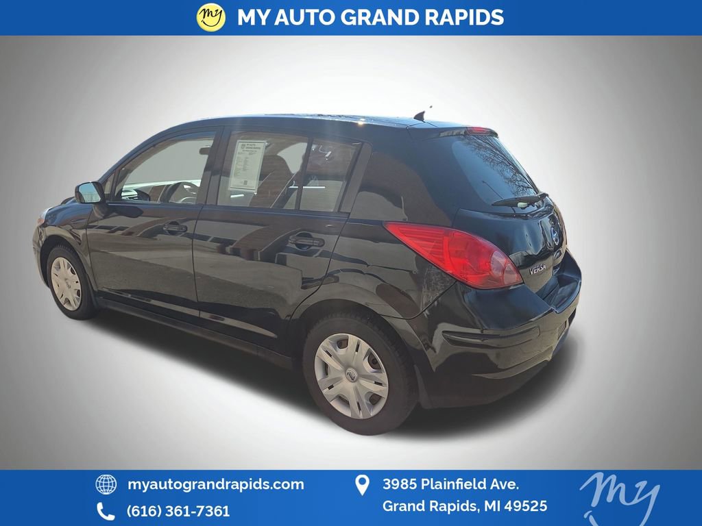 Used 2012 Nissan Versa 1.8 S w/ Plus Pkg image 4