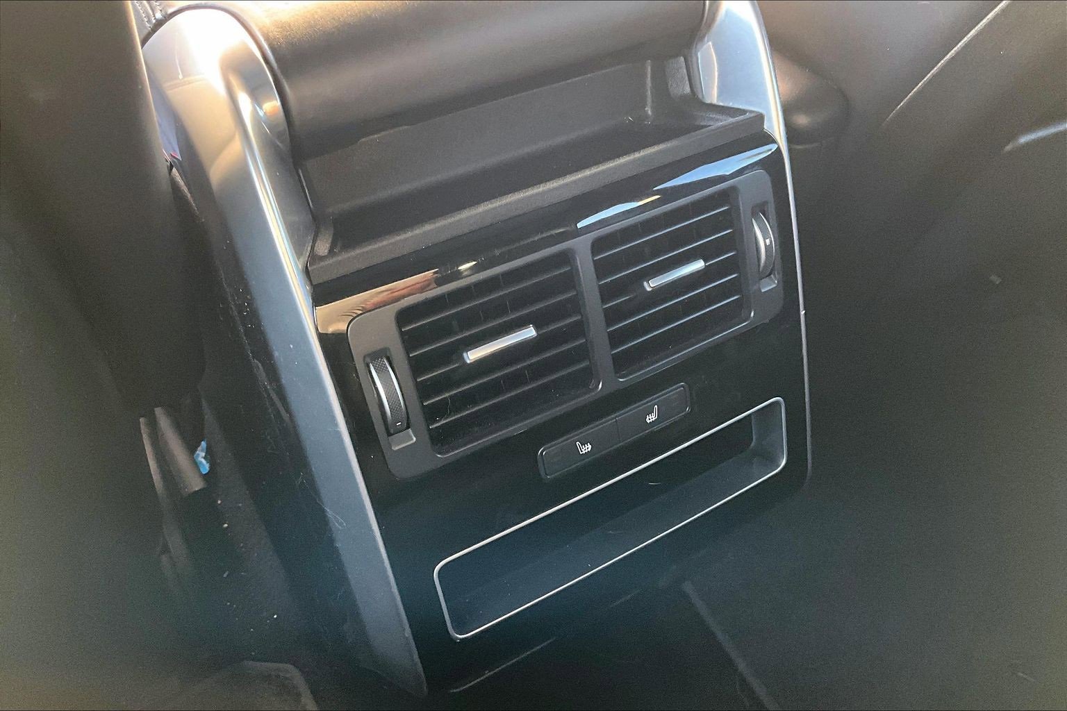 Used 2020 Land Rover Range Rover Sport HSE image 34