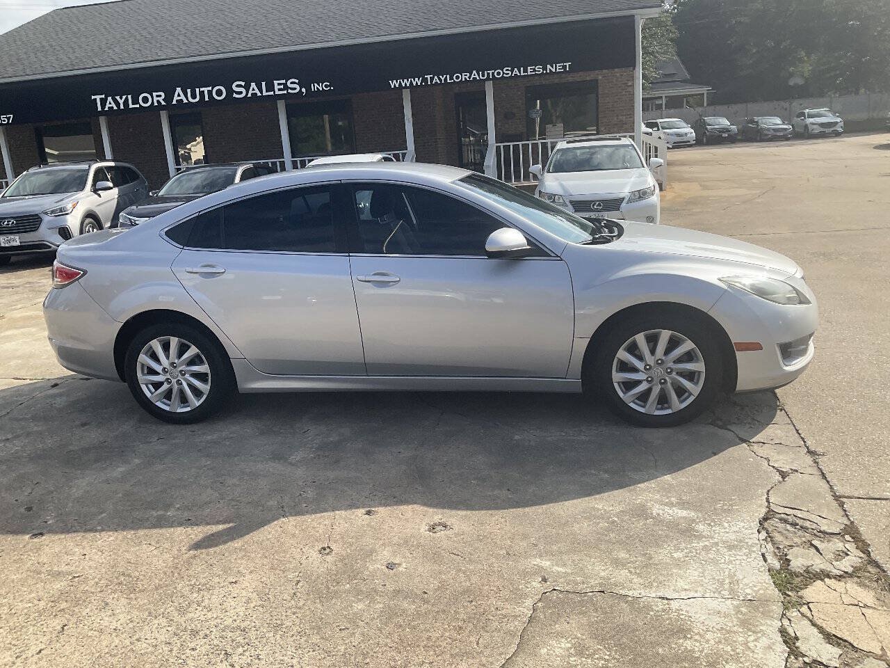 Used 2012 MAZDA MAZDA6 i Touring FWD image 2