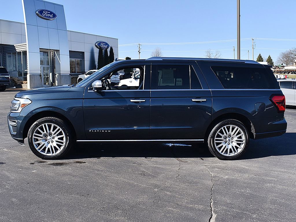 Used 2022 Ford Expedition Max Platinum AWD/4WD image 2