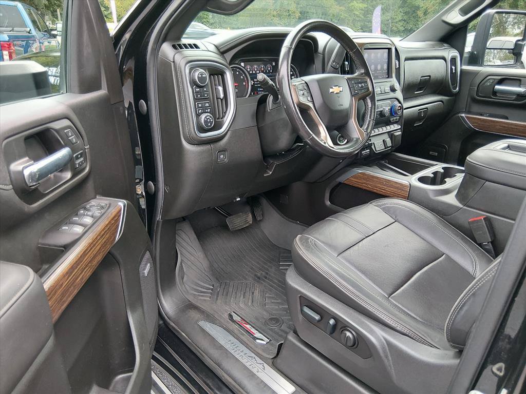 Used 2022 Chevrolet Silverado 2500 High Country w/ Safety Package II AWD/4WD image 10