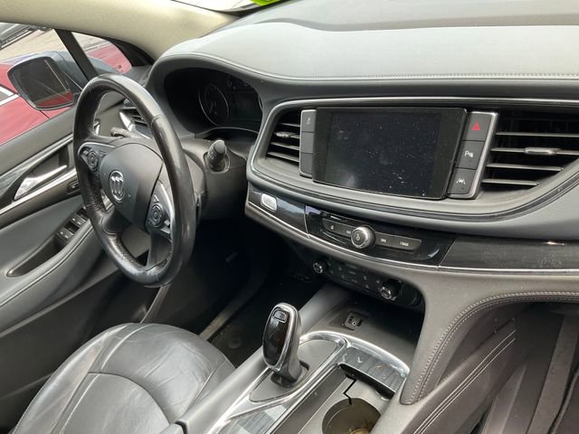 Used 2018 Buick Enclave Premium FWD image 8