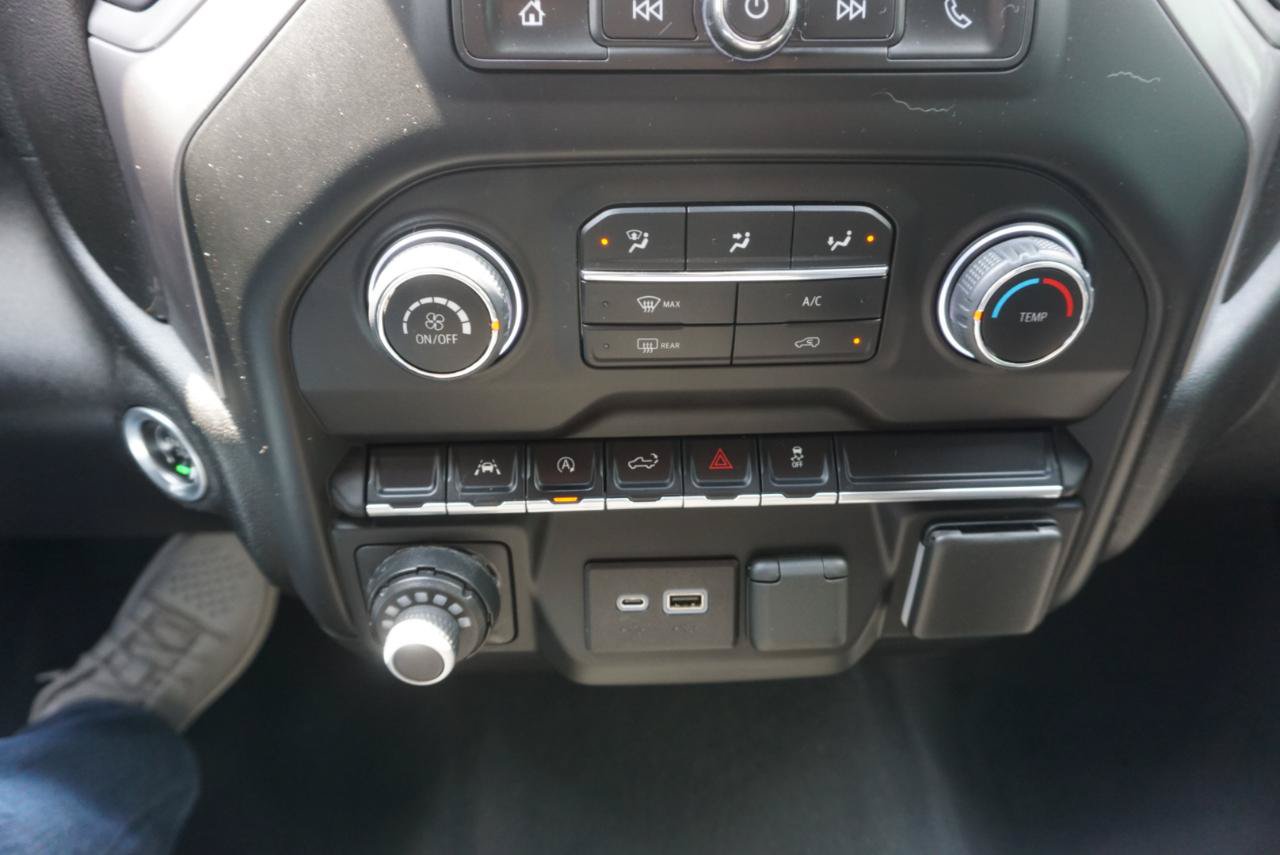 Used 2022 Chevrolet Silverado 1500 Custom AWD/4WD image 23