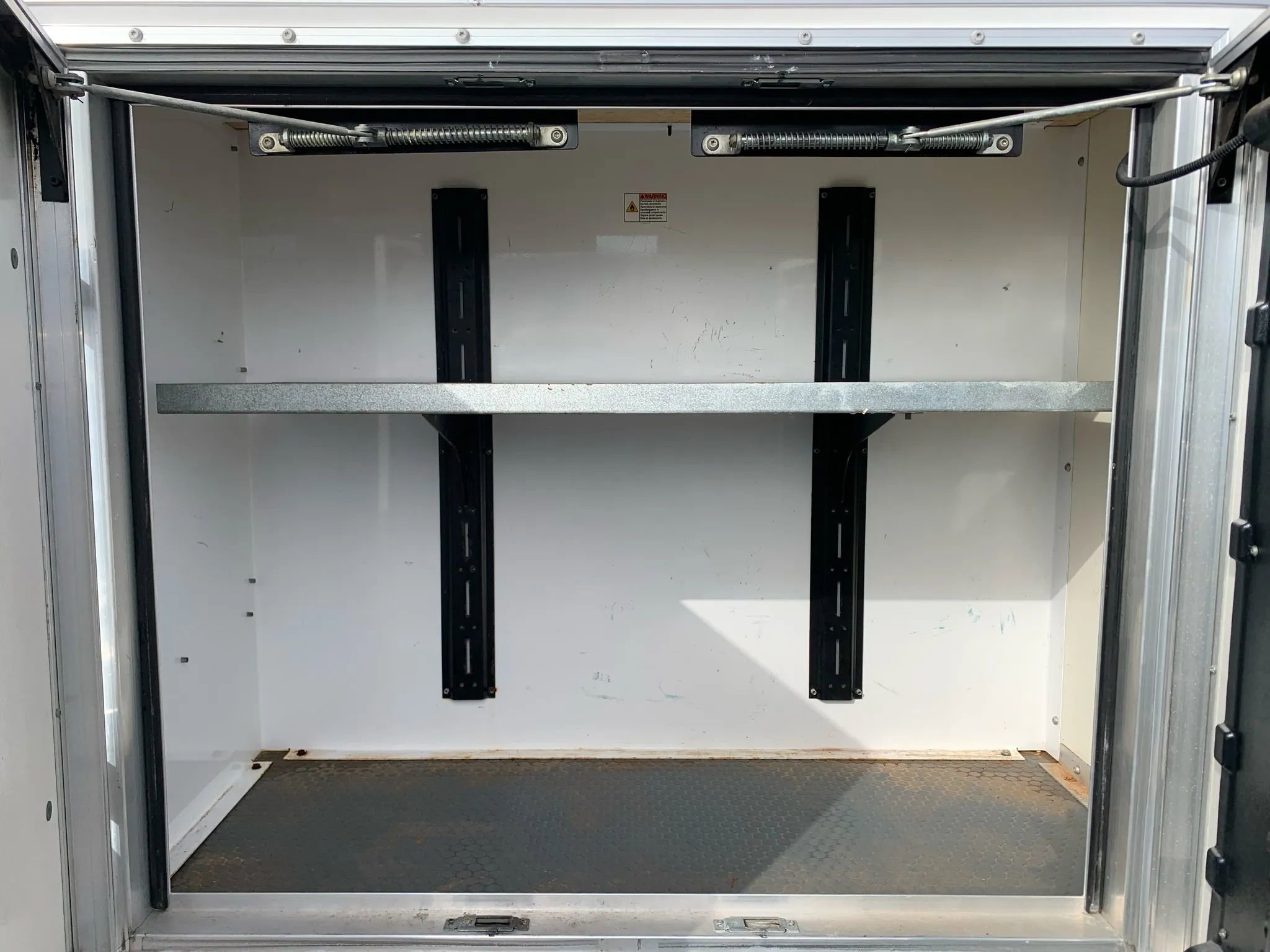 Used 2019 Ford E-450 and Econoline 450 Super Duty w/ Power Windows & Locks Group image 27