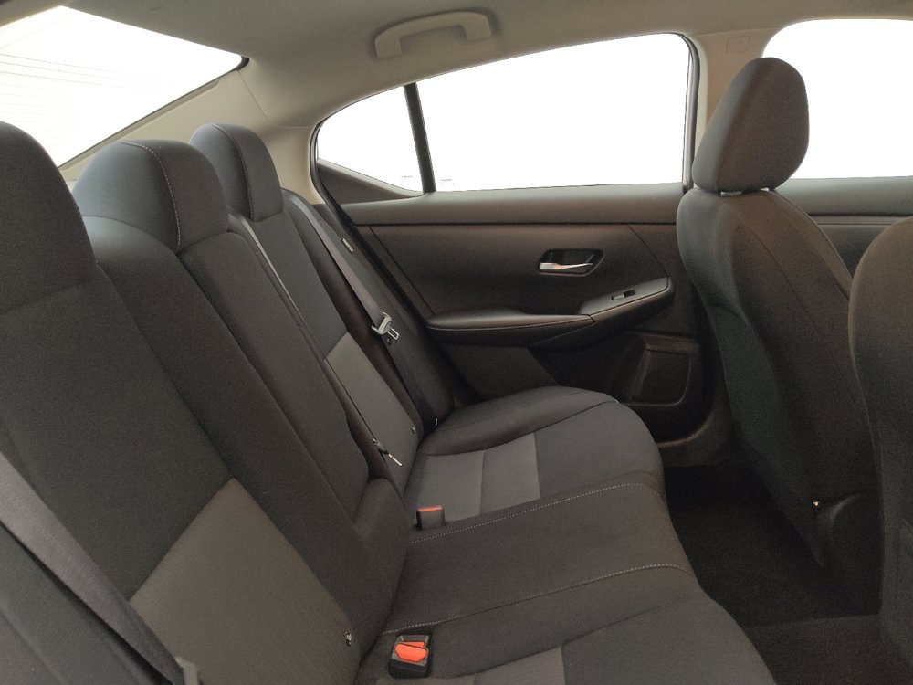 Used 2022 Nissan Sentra SV FWD image 19