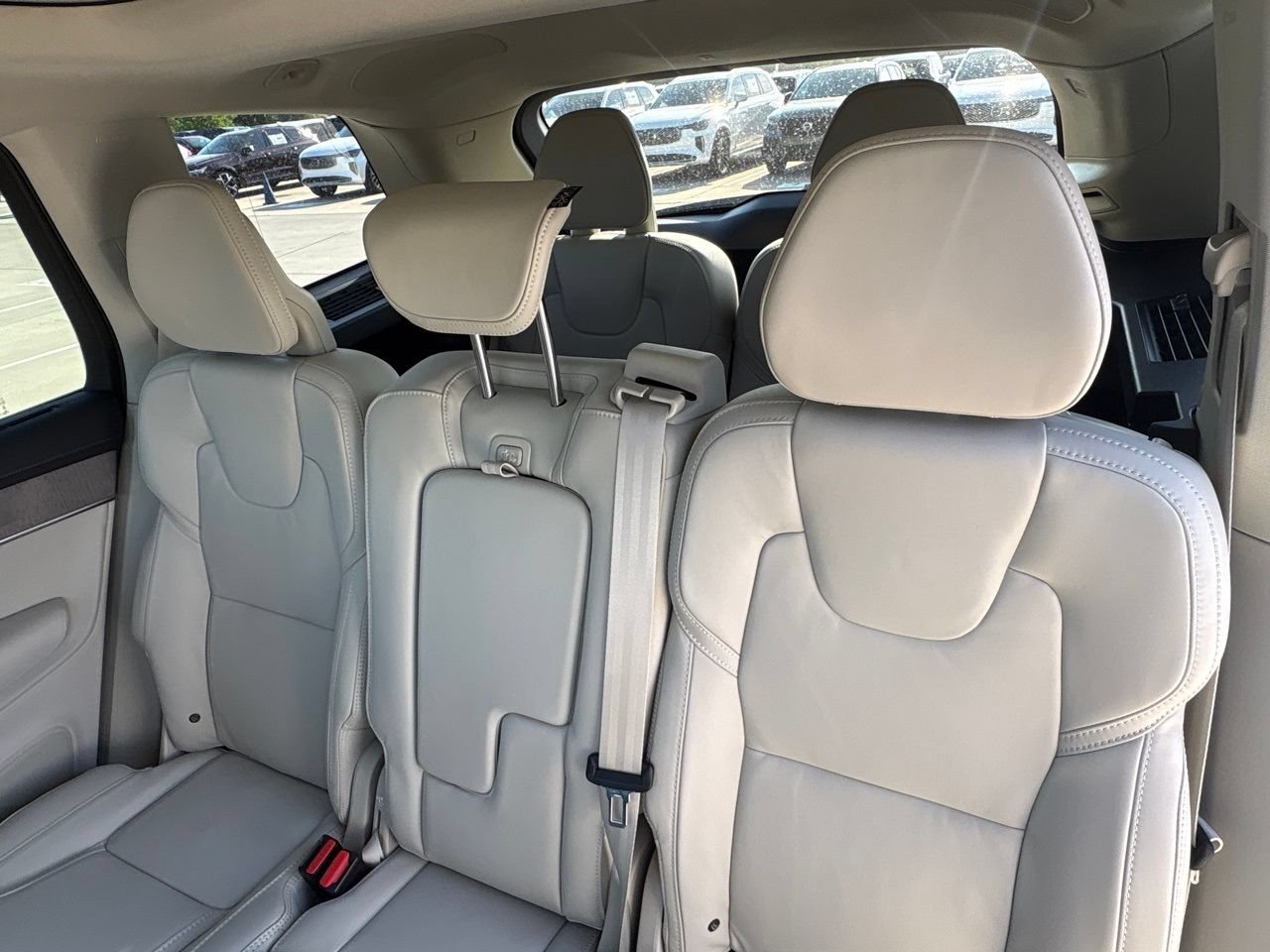 New 2026 Volvo XC90 T8 Ultra w/ Protection Package Premier AWD/4WD image 23