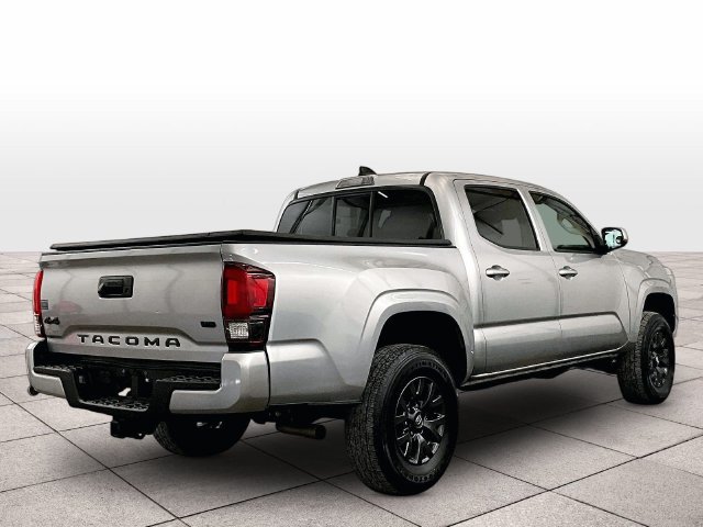 Used 2022 Toyota Tacoma SR AWD/4WD image 11