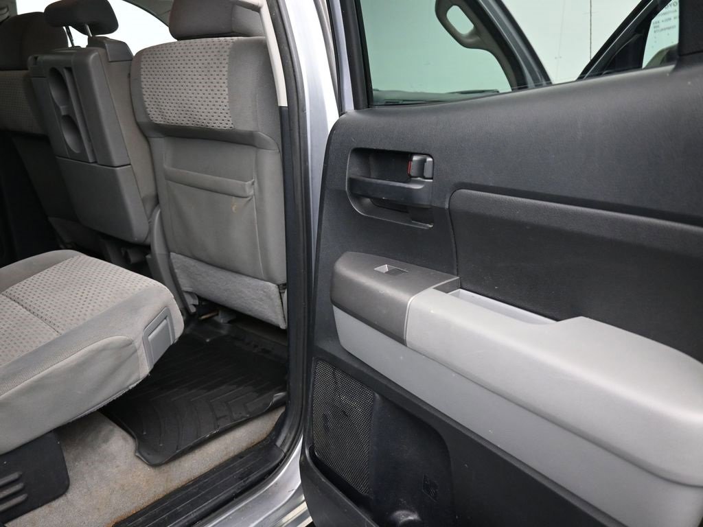 Used 2011 Toyota Tundra 4x4 Double Cab image 12