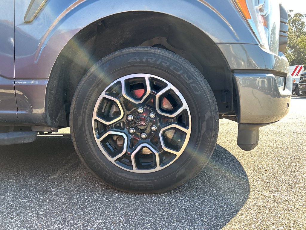 Used 2021 Ford F150 XLT w/ Equipment Group 302A High RWD image 7