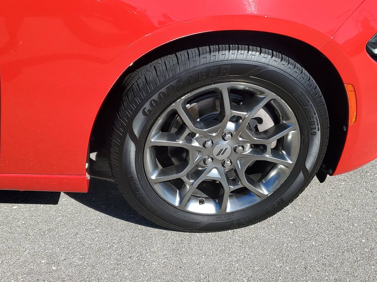 Used 2017 Dodge Charger SXT w/ AWD Plus Group image 6
