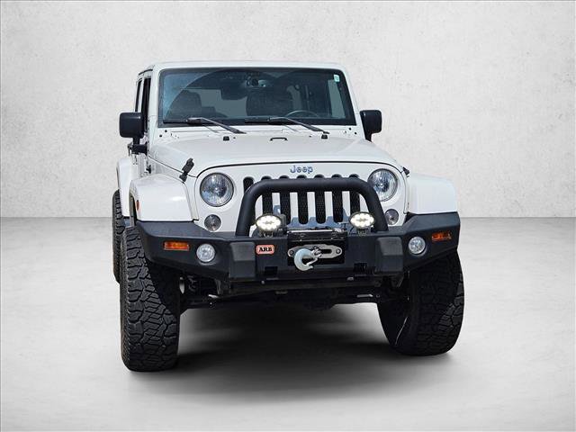Used 2015 Jeep Wrangler Unlimited Sahara w/ Connectivity Group AWD/4WD image 2