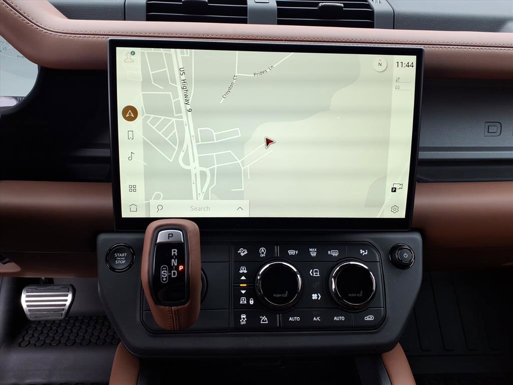 New 2026 Land Rover Defender 110 V8 image 12