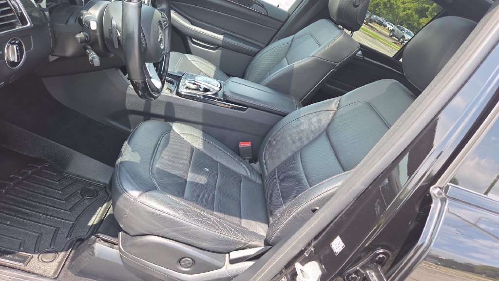 Used 2018 Mercedes-Benz GLE 43 AMG 4MATIC image 16