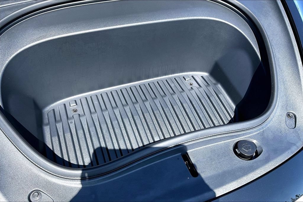 Used 2025 Tesla Model 3 RWD image 29