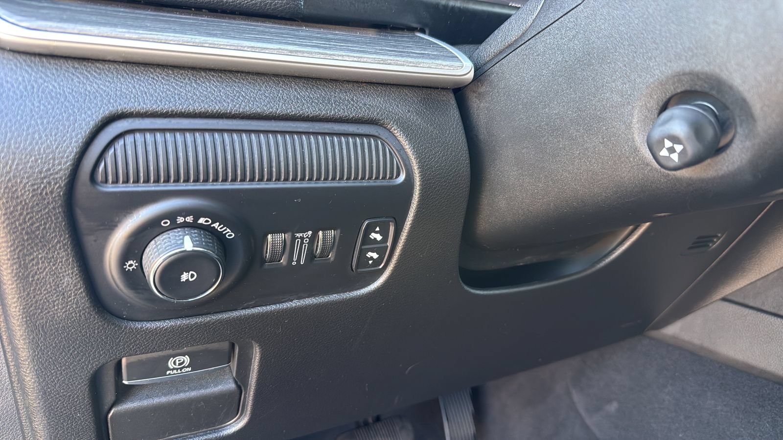 Used 2024 Jeep Wagoneer Series II w/ Flexible Seating Group AWD/4WD image 17