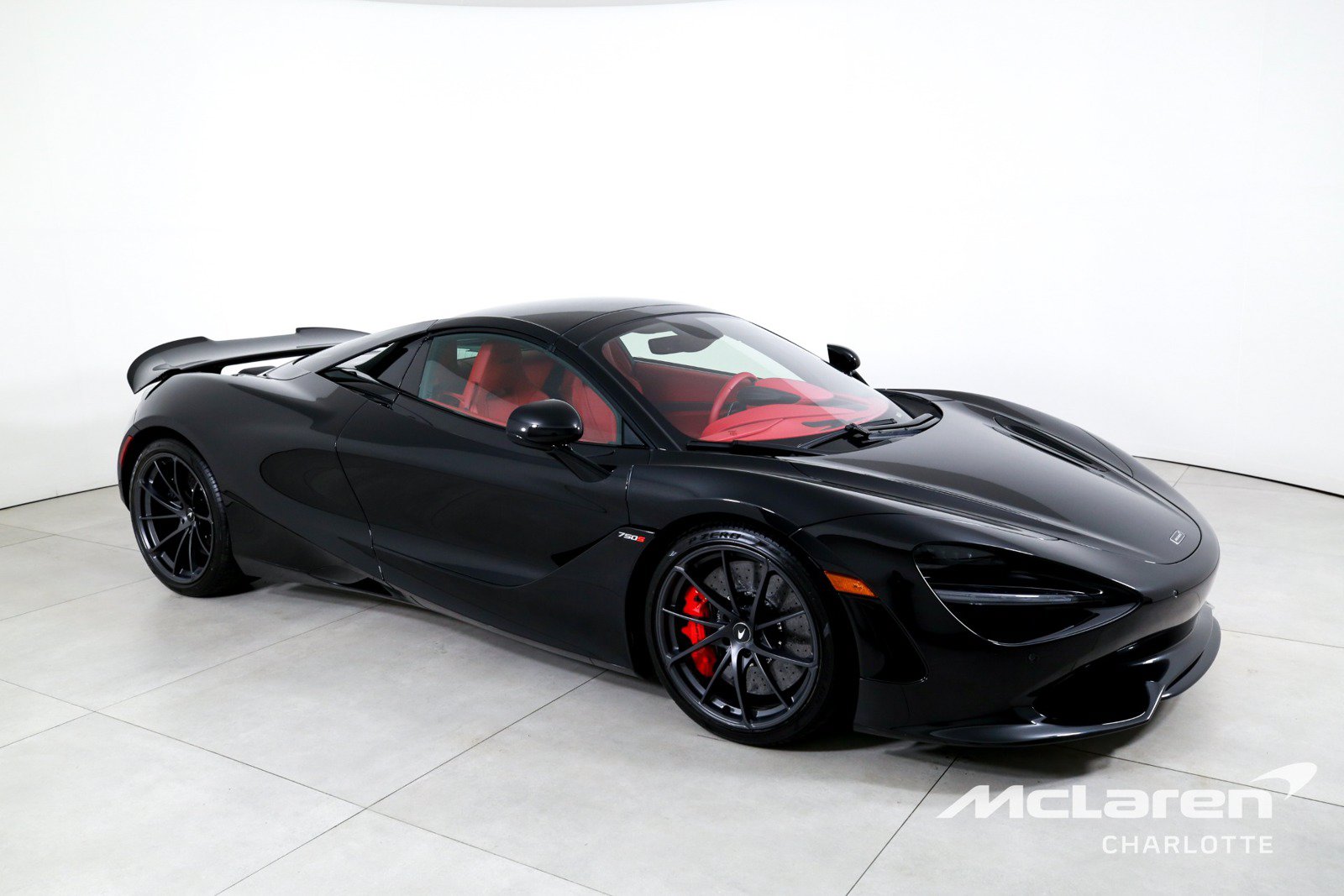 Used 2026 McLaren 750S Spider RWD image 3