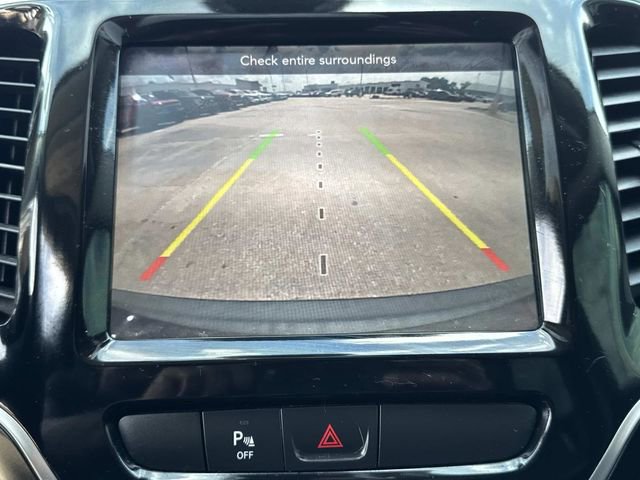 Used 2019 Jeep Cherokee Limited image 30