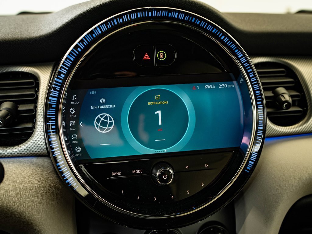 Used 2023 MINI Cooper S w/ Signature Upholstery Package image 30