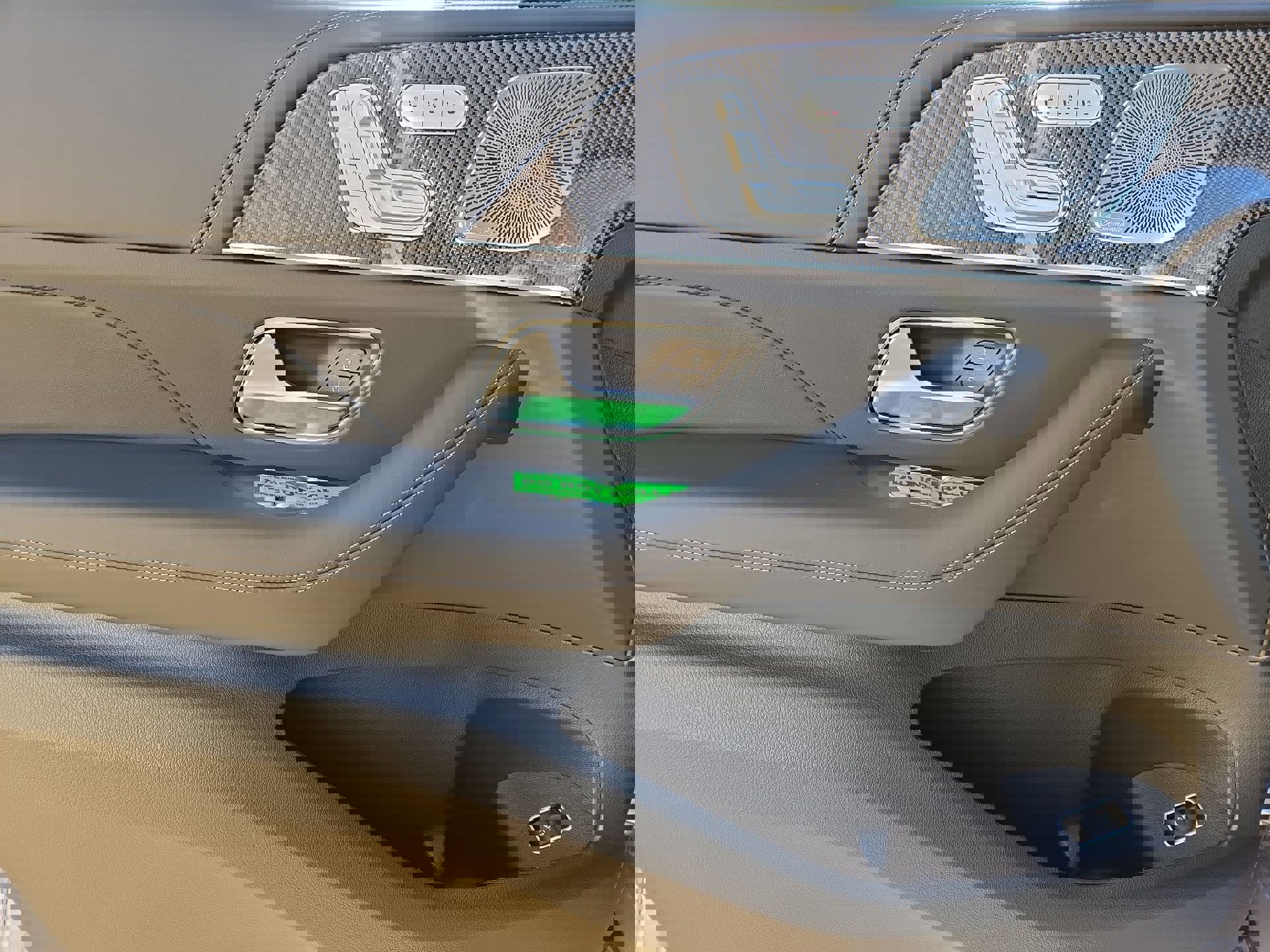 New 2026 Mercedes-Benz GLE 63 AMG S image 15