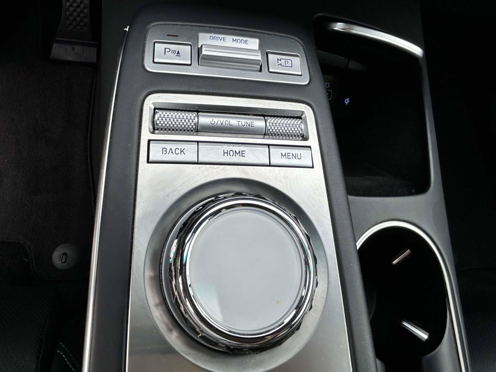 Used 2025 Genesis GV70 2.5T AWD/4WD image 18