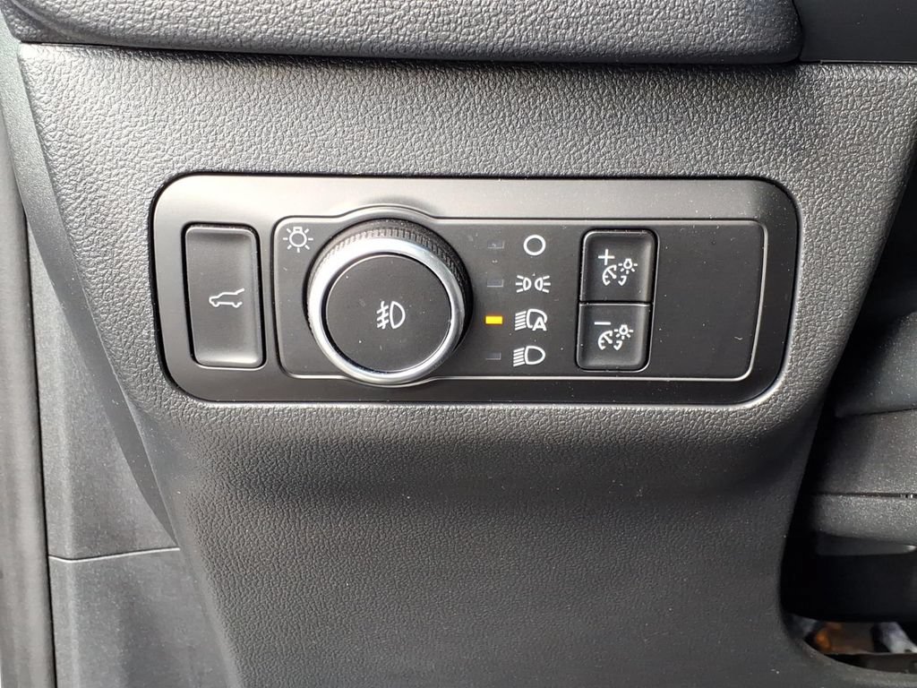 Used 2025 Ford Escape Platinum AWD/4WD image 19