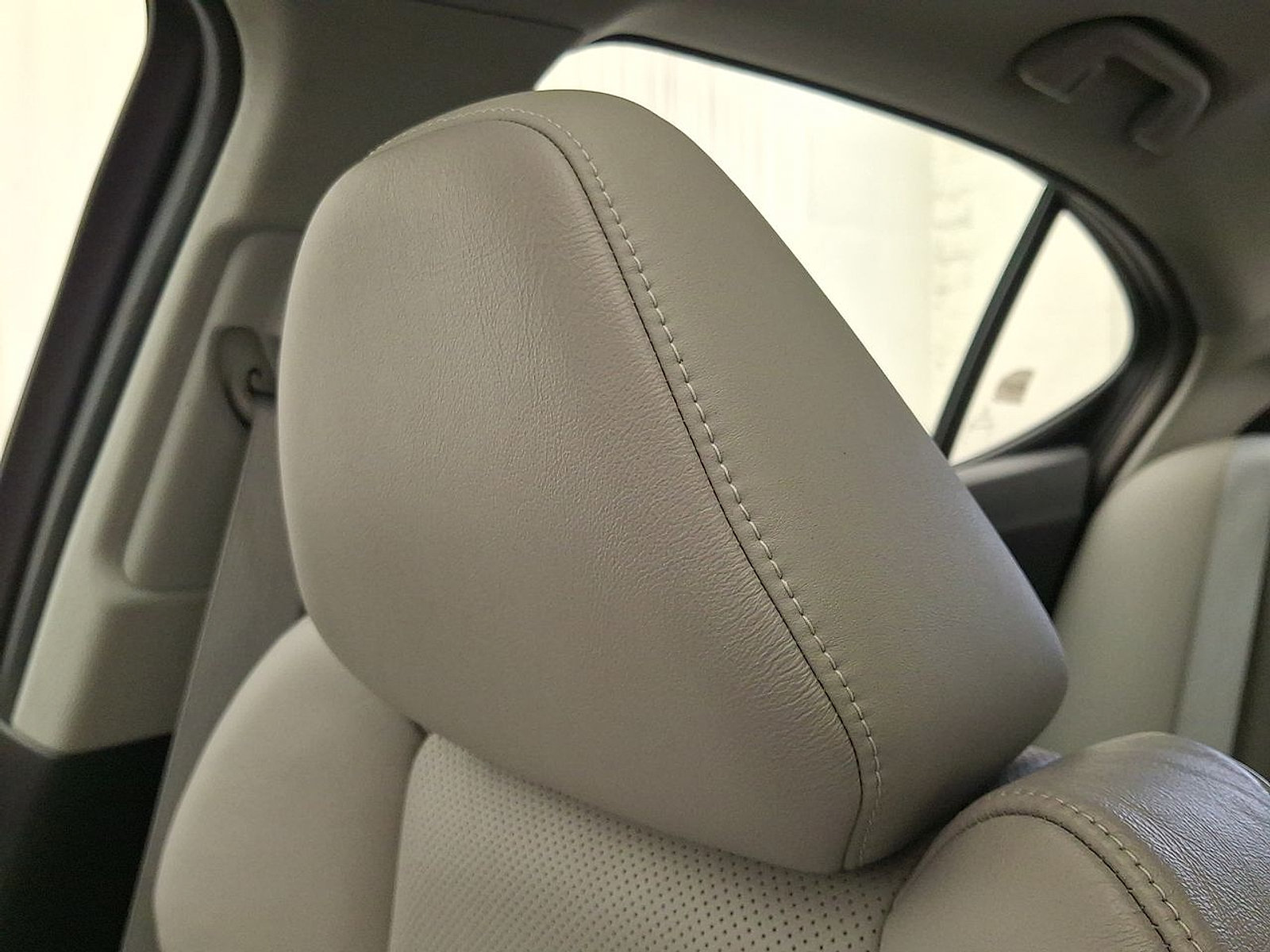 Used 2015 Acura TLX w/ Technology Package AWD/4WD image 24