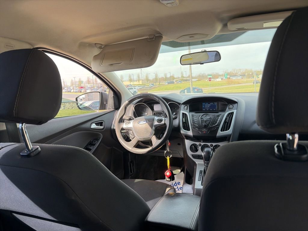 Used 2014 Ford Focus SE image 29